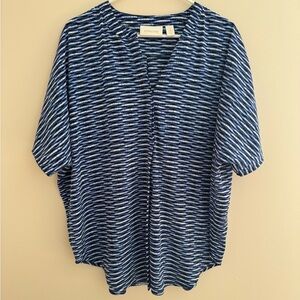 Chico’s Striped Popover Blouse Size 2 Large Blue White Split Neck Dolman Sleeve
